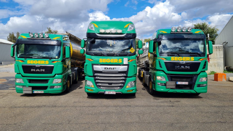 2c3455c0 3d23 4dfa B339 4dee985d9b45