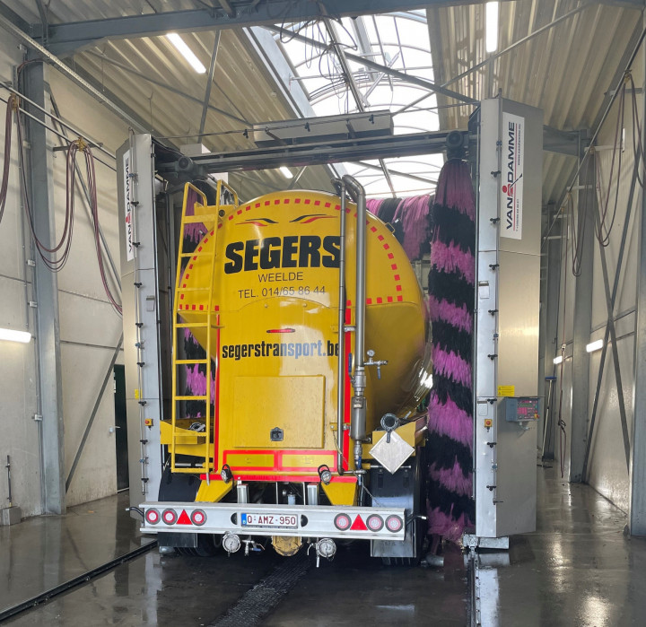 Onderlosser In Truckwash1